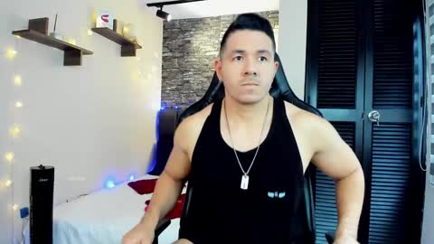 Snapshot of ransoj chatting on January 19, 8:19 pm Jonas online show from January 19, 8:19 pm