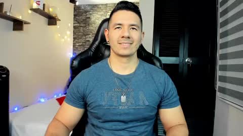 Snapshot of ransoj chatting on December 20, 12:19 am Jonas online show from December 20, 12:19 am
