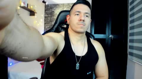 Snapshot of ransoj chatting on January 9, 2:01 am Jonas online show from January 9, 2:01 am