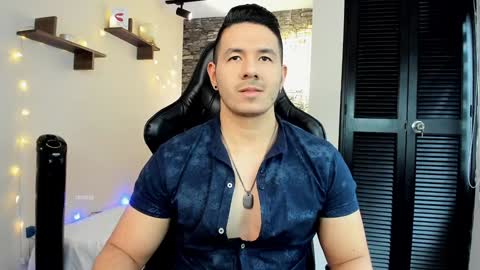 Snapshot of ransoj chatting on January 12, 8:25 pm Jonas online show from January 12, 8:25 pm