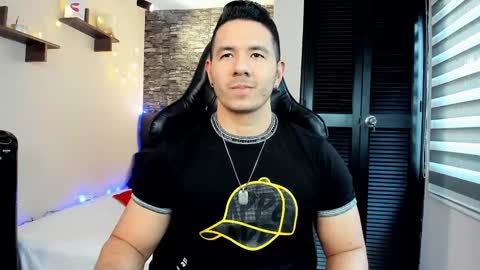 Snapshot of ransoj chatting on December 25, 8:39 pm Jonas online show from December 25, 8:39 pm