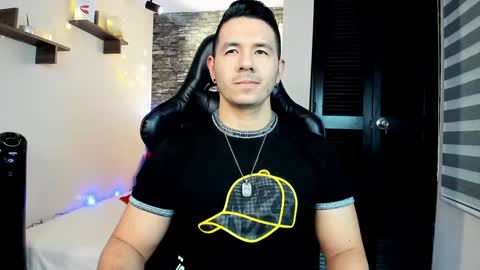 Snapshot of ransoj chatting on January 3, 11:55 pm Jonas online show from January 3, 11:55 pm