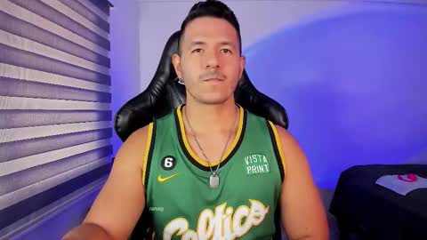 Jonas online show from November 5, 3:03 pm