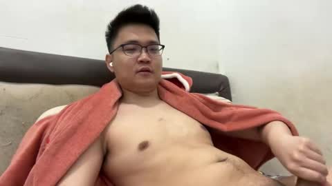 randomnaut online show from December 20, 8:38 pm