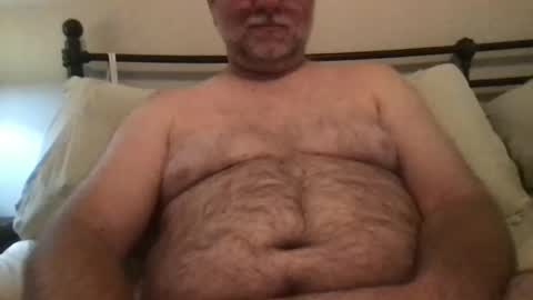 Snapshot of rattoy19 chatting on October 20, 11:58 am Rattoy online show from October 20, 11:58 am