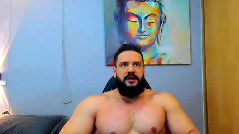 Snapshot of rawmathews chatting on December 8, 12:51 am rawmathews online show from December 8, 12:51 am