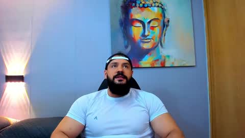 Snapshot of rawmathews chatting on January 5, 7:39 pm rawmathews online show from January 5, 7:39 pm