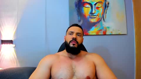 Snapshot of rawmathews chatting on December 26, 2:44 am rawmathews online show from December 26, 2:44 am