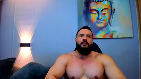 Snapshot of rawmathews chatting on February 26, 11:13 pm rawmathews online show from February 26, 11:13 pm