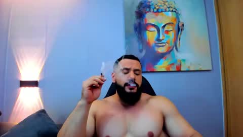 Snapshot of rawmathews chatting on February 20, 1:57 am rawmathews online show from February 20, 1:57 am
