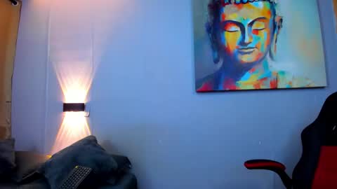 Snapshot of rawmathews chatting on March 4, 7:08 am rawmathews online show from March 4, 7:08 am