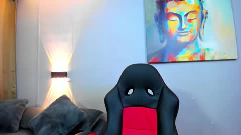Snapshot of rawmathews chatting on March 12, 1:03 am rawmathews online show from March 12, 1:03 am