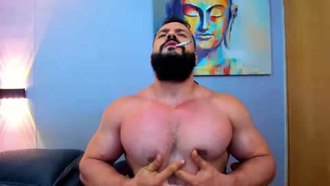 Snapshot of rawmathews chatting on January 17, 9:54 pm rawmathews online show from January 17, 9:54 pm