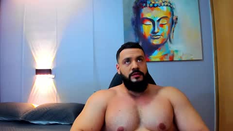 Snapshot of rawmathews chatting on December 24, 3:27 am rawmathews online show from December 24, 3:27 am