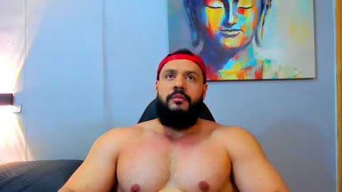Snapshot of rawmathews chatting on December 3, 3:07 am rawmathews online show from December 3, 3:07 am