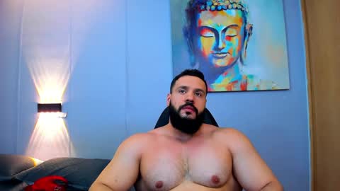 Snapshot of rawmathews chatting on December 31, 1:15 am rawmathews online show from December 31, 1:15 am