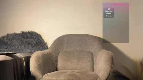 Snapshot of ray90fit chatting on October 4, 12:38 am rayfit90 online show from October 4, 12:38 am