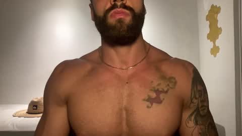 Snapshot of ray90fit chatting on March 12, 1:25 am rayfit90 online show from March 12, 1:25 am