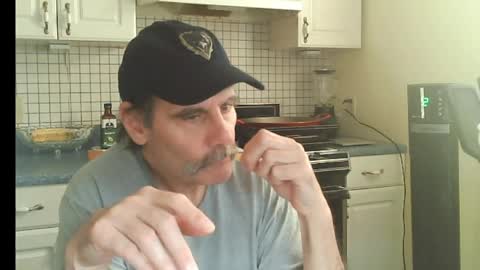 Ray online show from April 23, 7:38 pm