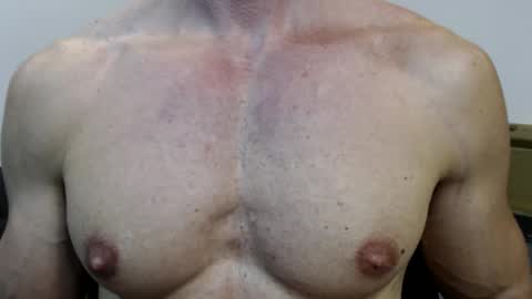 razorramon13 online show from December 6, 8:48 am