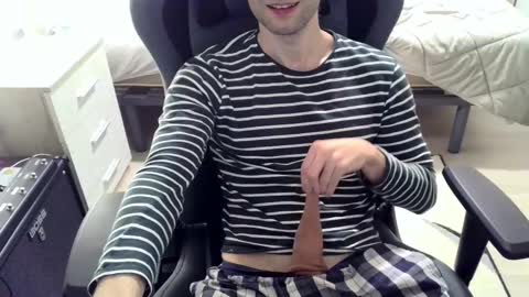 Readytoshowww online show from February 25, 11:22 pm