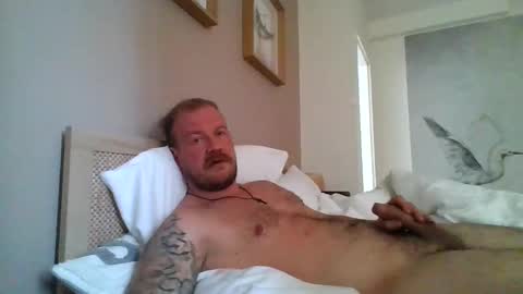Snapshot of real_viking1 chatting on October 15, 11:40 am real_viking1 online show from October 15, 11:40 am