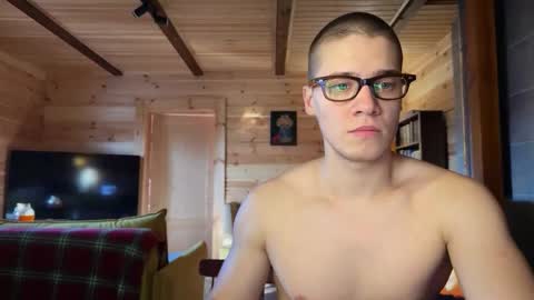 AliceEve online show from March 17, 7:44 am