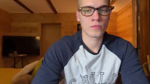 AliceEve online show from April 23, 5:59 pm