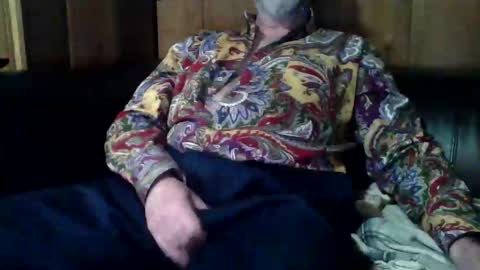 Snapshot of redfox60010 chatting on January 26, 6:38 am redfox60010 online show from January 26, 6:38 am