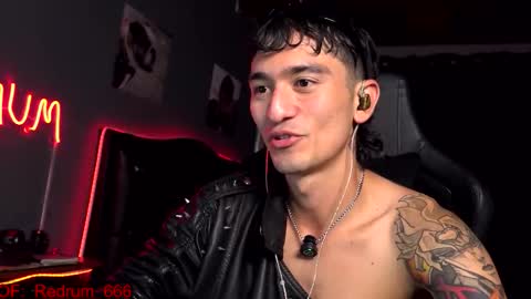 Snapshot of redrum_696 chatting on September 25, 6:07 pm Red online show from September 25, 6:07 pm