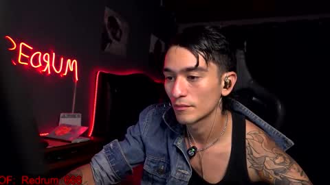 Snapshot of redrum_696 chatting on October 1, 5:17 pm Red online show from October 1, 5:17 pm