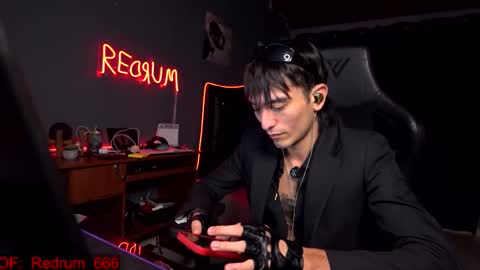 Snapshot of redrum_696 chatting on October 10, 6:46 pm Red online show from October 10, 6:46 pm