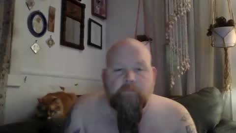 Snapshot of redrumthefool chatting on December 12, 3:43 am The fool online show from December 12, 3:43 am