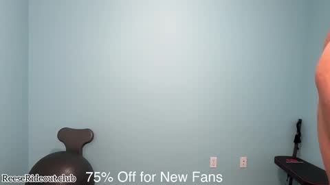 Snapshot of reeserideout chatting on January 3, 10:19 pm Reese Rideout online show from January 3, 10:19 pm