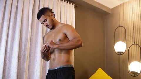 Reik online show from April 23, 12:29 pm