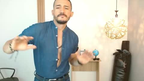Snapshot of reiko_85_ chatting on September 10, 3:43 pm REIKO online show from September 10, 3:43 pm