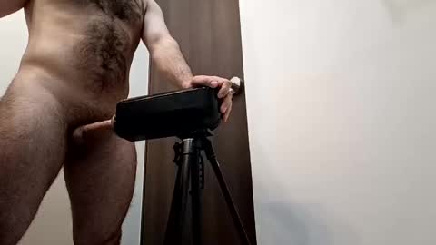 remy_chaw_ online show from March 1, 9:40 am