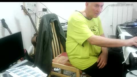 renefr online show from March 4, 11:23 pm