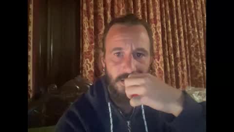 Snapshot of rere3737 chatting on October 13, 5:19 pm rere3737 online show from October 13, 5:19 pm