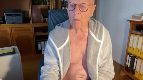 reteid online show from September 29, 2:02 pm