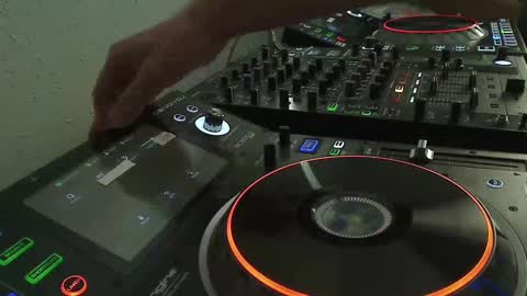 GearPorn online show from October 2, 8:57 pm