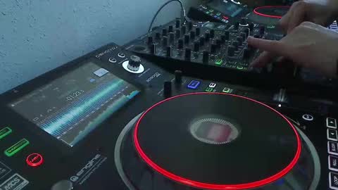 GearPorn online show from March 2, 2:36 pm