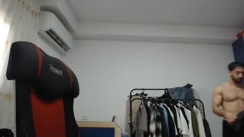 Chris online show from December 24, 9:50 am