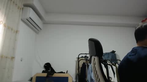 Chris online show from December 27, 1:18 pm