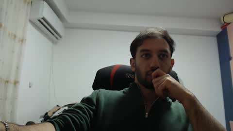 Chris online show from December 12, 2:33 pm