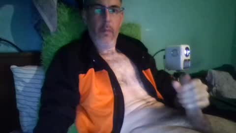 reyes_albert2006 online show from November 7, 10:51 am