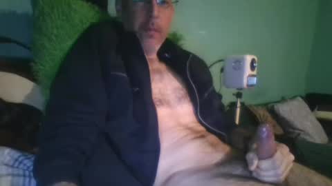 reyes_albert2006 online show from February 4, 6:49 pm