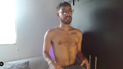 REY PABLO Independent online show from April 18, 9:58 pm