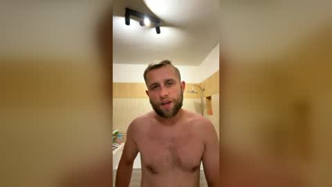 reyver94 online show from June 25, 3:39 pm