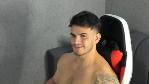 ricardogonzalez666 online show from December 3, 4:57 am